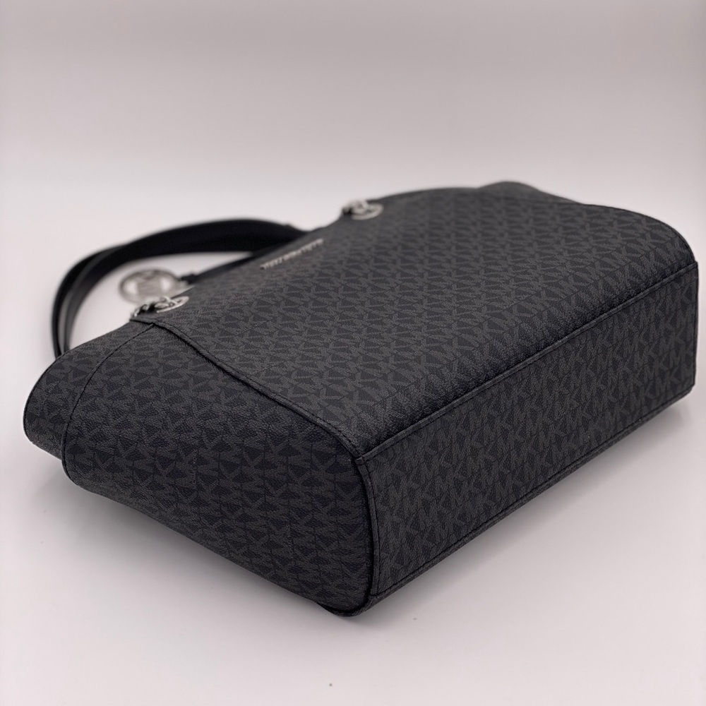 Michael Kors LG Chain Shoulder Tote - Picture 7 of 13